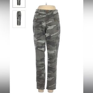 Democracy Camo Pants in a 4